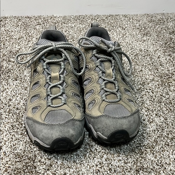 Oboz Shoes - Gray Athletic Shoes with Low-Top Design and Rubber Sole